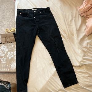 levi’s black wedgie jeans